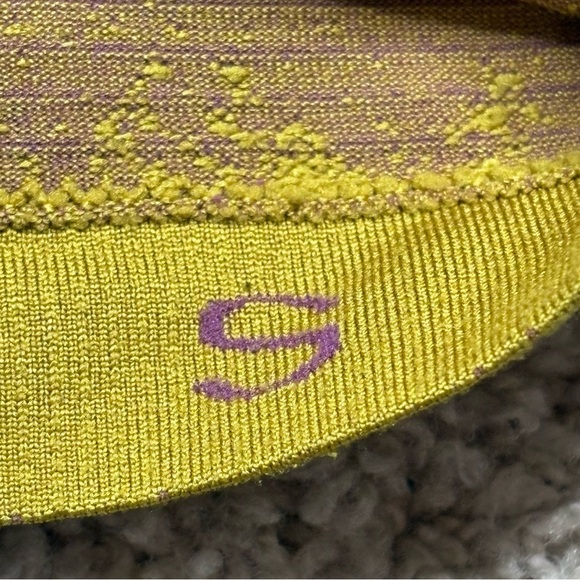 Lululemon Metal Vent Tech Short Sleeve - Picture 4 of 5